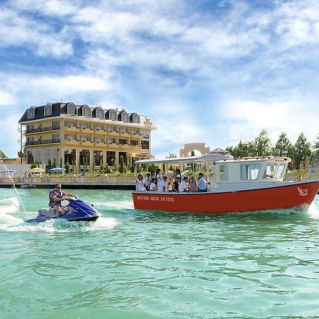 River Side Hotel Μινγκατσεβίρ Εξωτερικό φωτογραφία