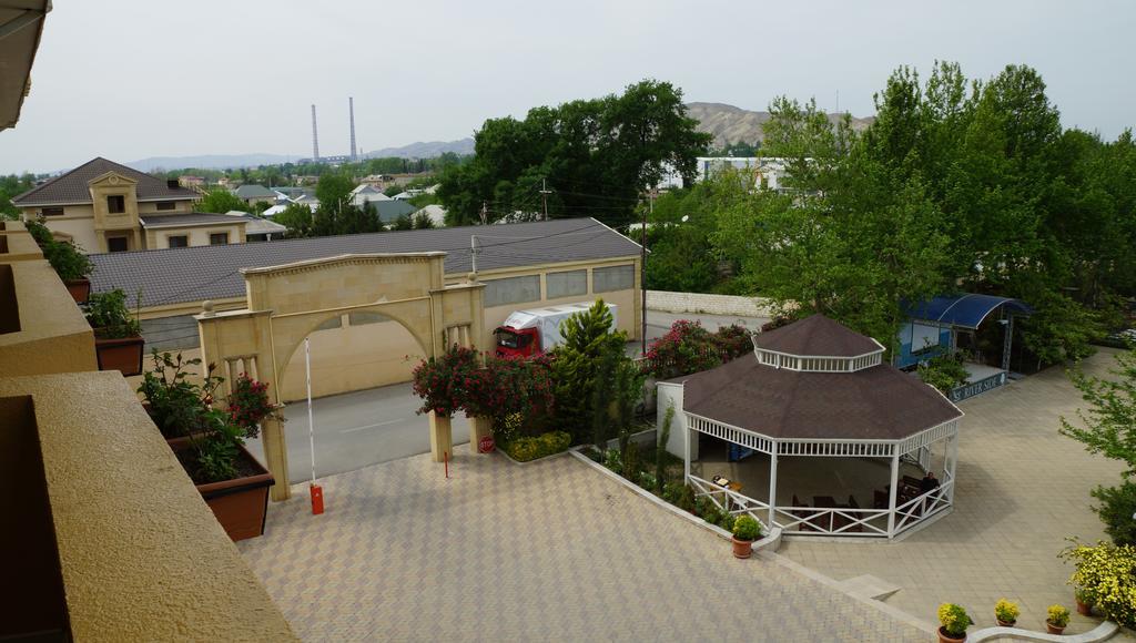 River Side Hotel Μινγκατσεβίρ Εξωτερικό φωτογραφία
