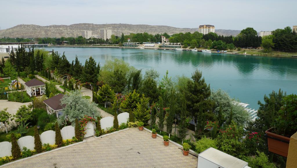 River Side Hotel Μινγκατσεβίρ Εξωτερικό φωτογραφία
