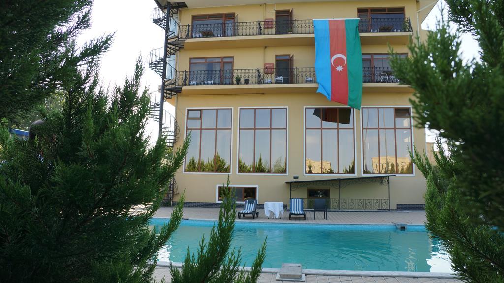 River Side Hotel Μινγκατσεβίρ Εξωτερικό φωτογραφία