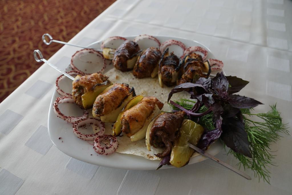 River Side Hotel Μινγκατσεβίρ Εξωτερικό φωτογραφία