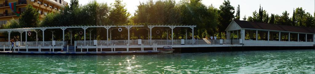 River Side Hotel Μινγκατσεβίρ Εξωτερικό φωτογραφία